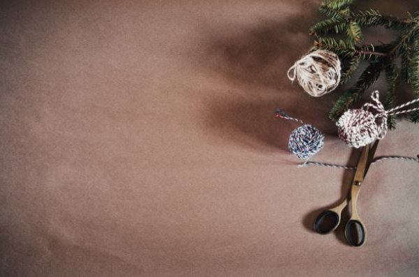 vianočný prírodný baliaci papier